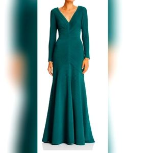 Tadashi Shohi Mermaid 🧜‍♀️ Gown